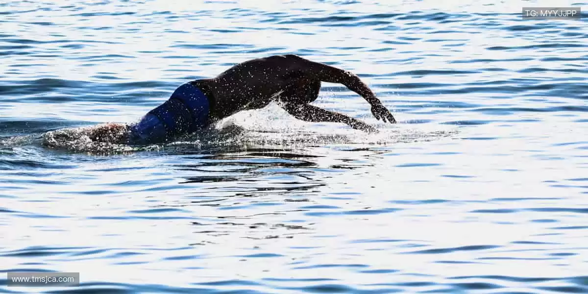 全球赛事同步直播，实时数据掌控赛场！📊 每一秒都不容错过！